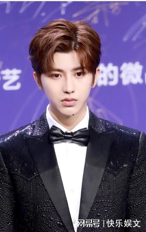 吃瓜直播间爆料娱乐圈蔡徐坤