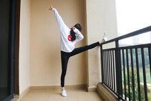 压腿娱乐,轻松塑形，快乐健身新体验